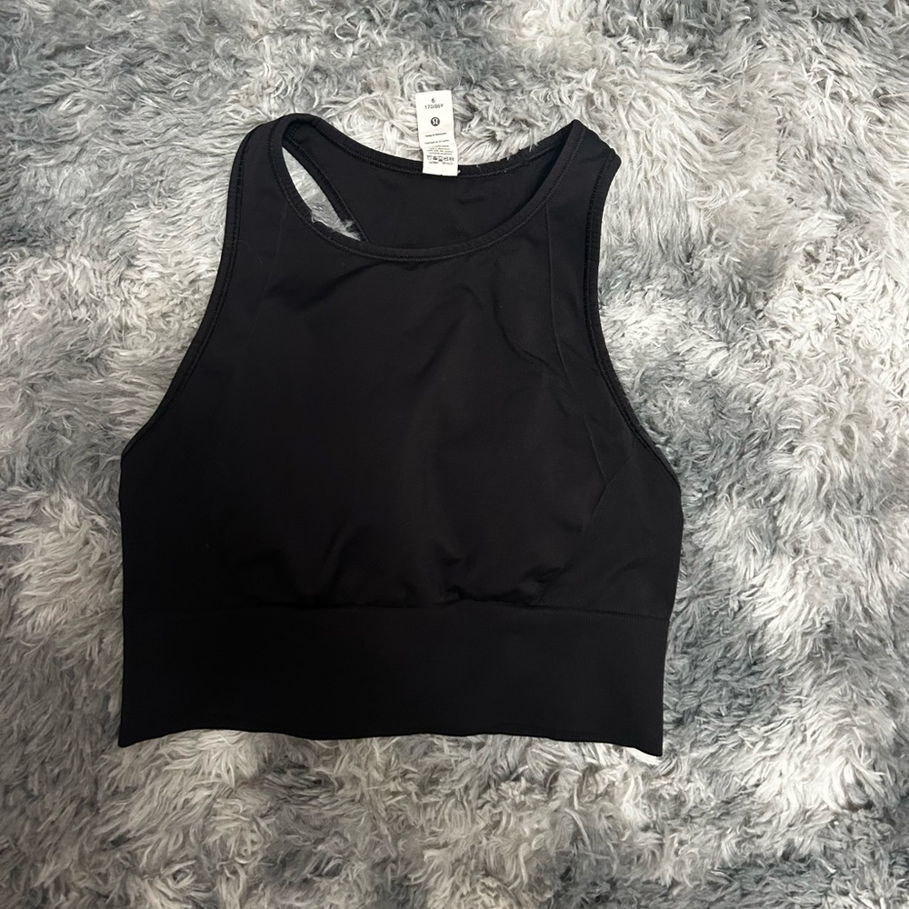 Lululemon sports bra in black-Great condition